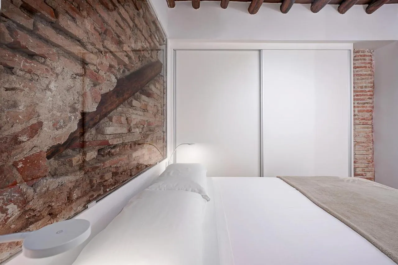 Tina Home Granada Spain